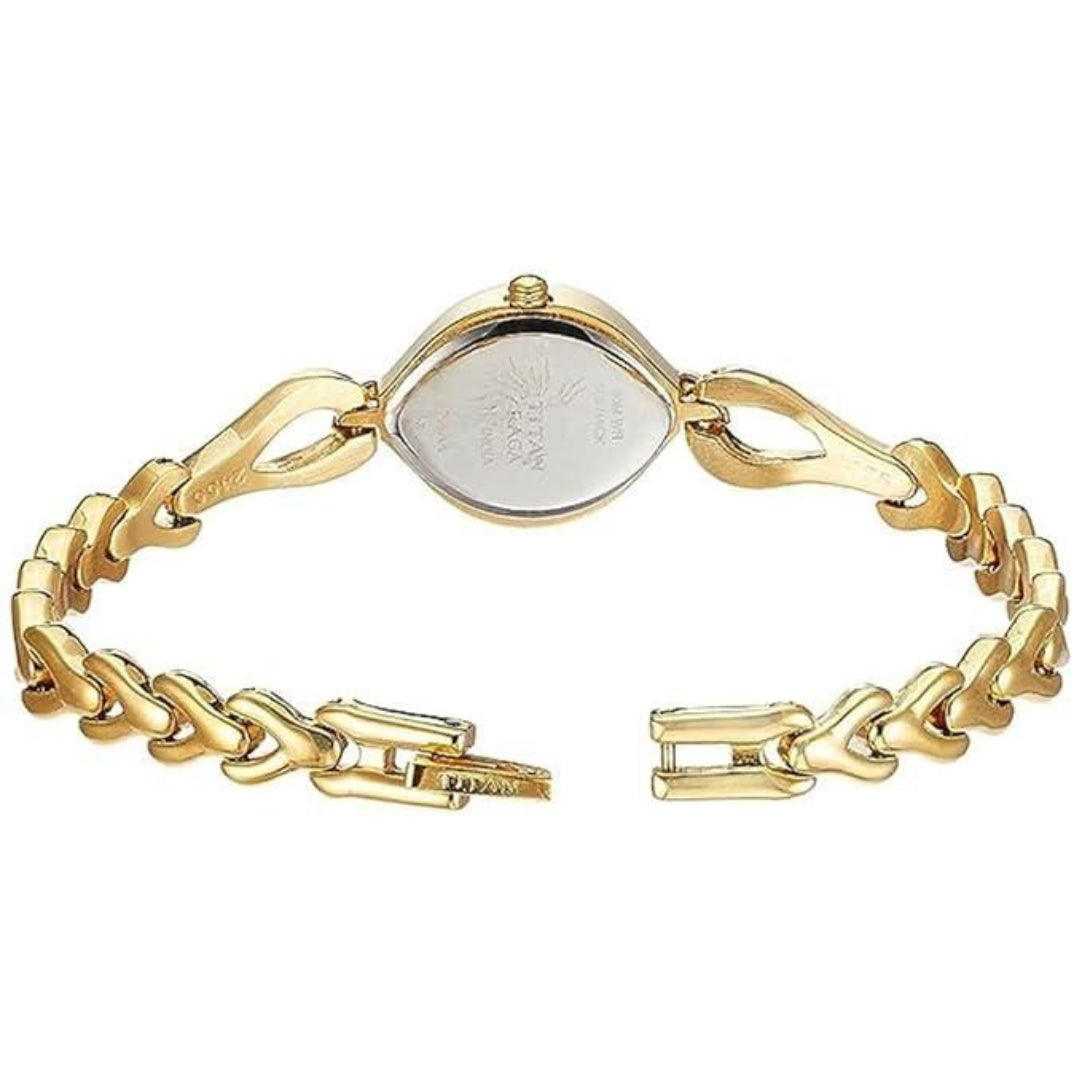 Titan Analog Silver Dial Women's Watch .