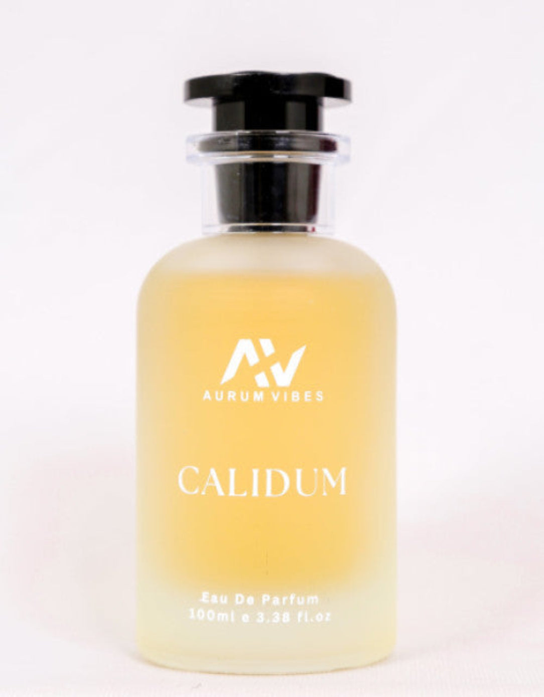 Perfume bottle labeled 'Calidum' by Aurum Video on a white background