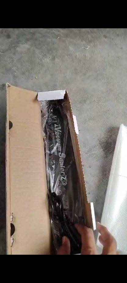Air Sealing Vacuum Sealer Machine .