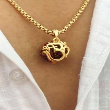 Om Rudraksha Pendant With Chain .