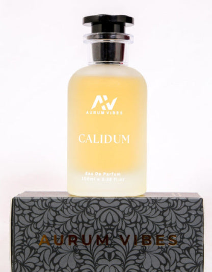 Perfume bottle labeled 'Calidum' by Aurum Vibes on a white background